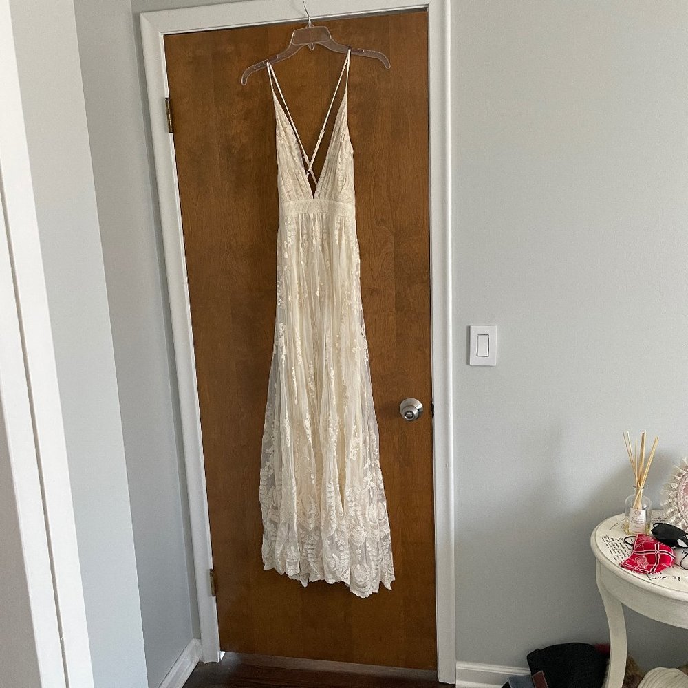 Maxi Cream Lacey dress